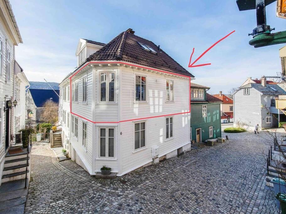 Central City Apt On One Of Bergen'S Finest Streets Eksteriør billede